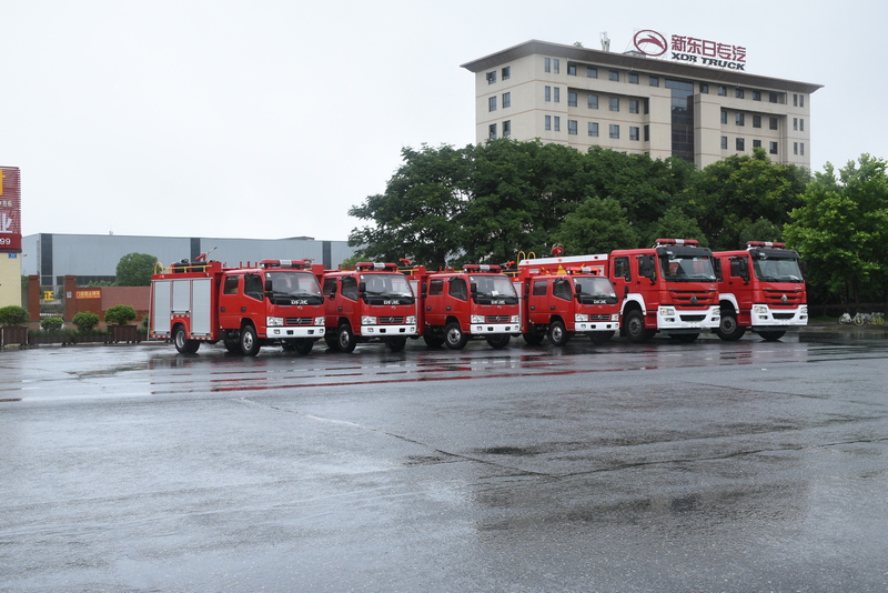 14輛消防車 2輛救護車 檢驗合格整裝待發(fā)